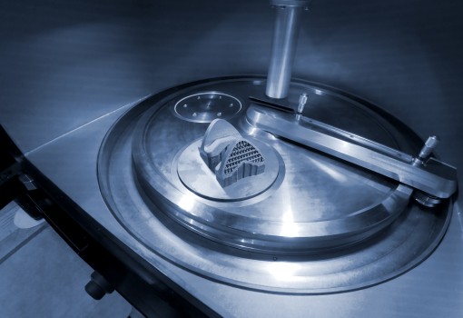 HLOOP: Optimising AI and Human Cooperation in Manufacturing