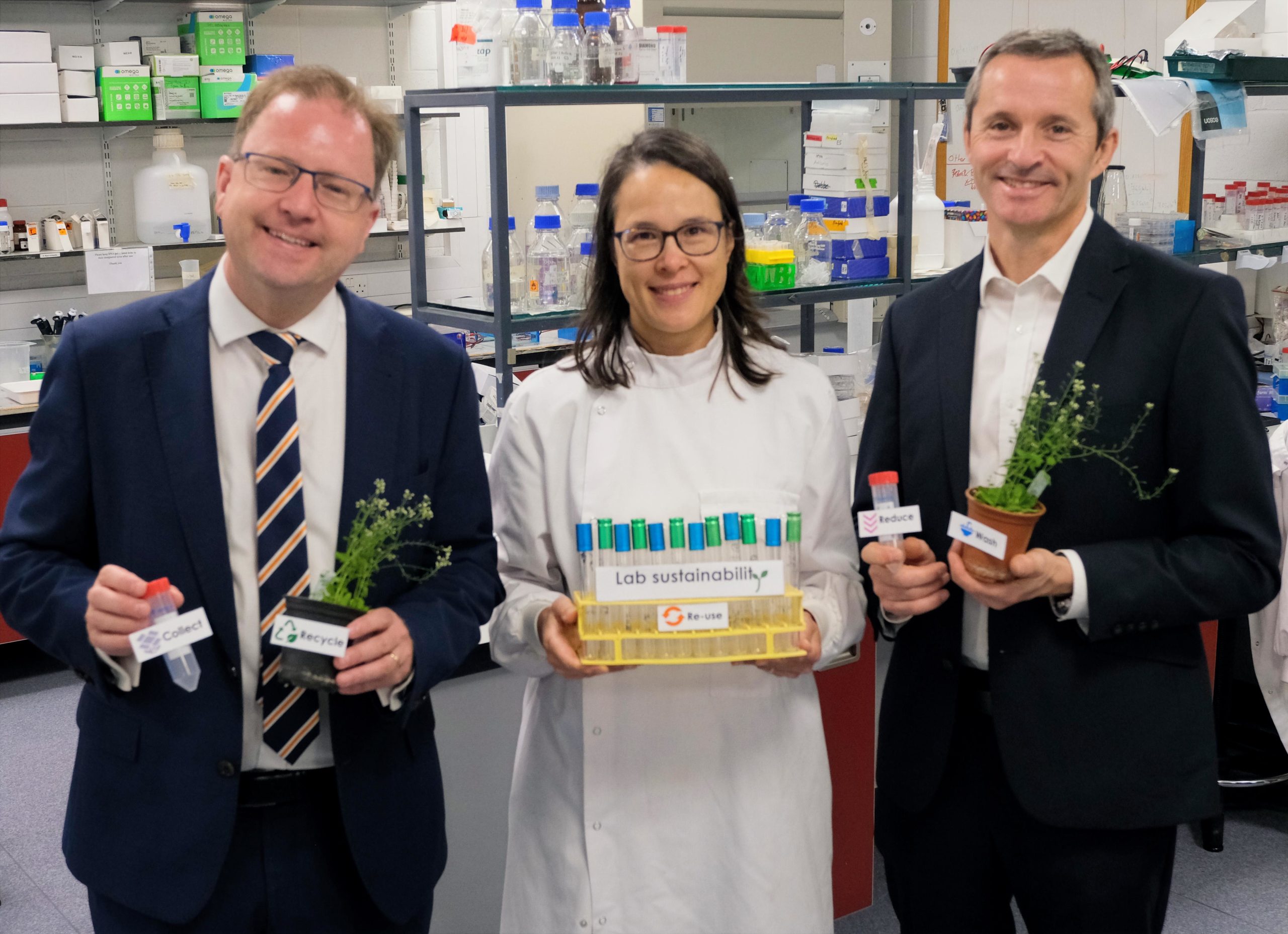 Minister for Further and Higher Education, Research, Innovation and Science, James Lawless TD; Prof. Emmanuelle Graciet, Faculty of Science & Engineering, Maynooth University; and Dr Ciarán Seoighe, Deputy CEO, Research Ireland.