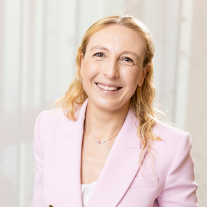 An image of Prof.-Valeria-Nicolosi